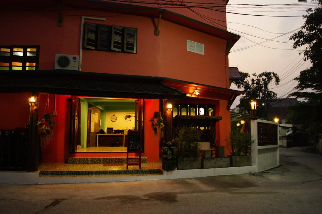 The Corner Inn Čiang Mai Exteriér fotografie