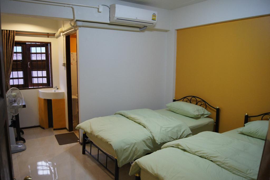 The Corner Inn Čiang Mai Pokoj fotografie